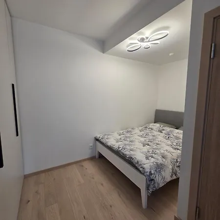 Korter Brooklyn Style With Private Entrance *